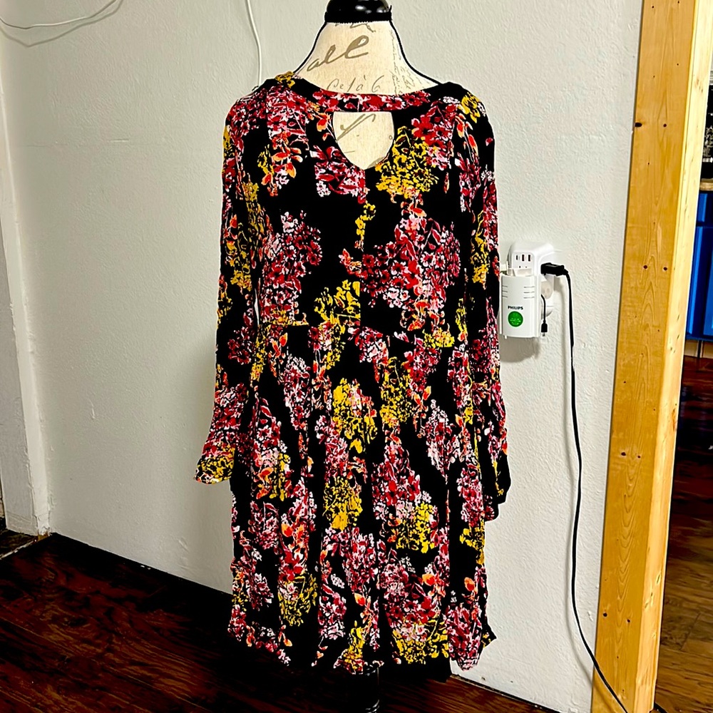 Nina Leonard XL flower dress